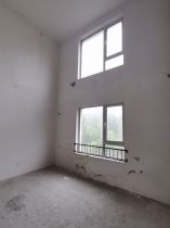 军山花园 4室2厅2卫 167m&sup2;