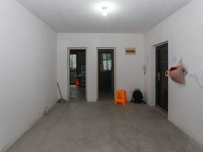 星嘉花园 2室2厅1卫 105m&sup2;