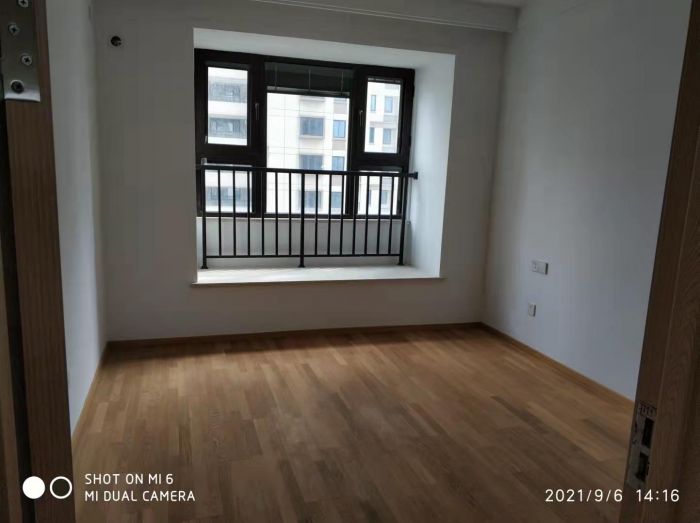 云樾东方 3室2厅1卫 95m&sup2;