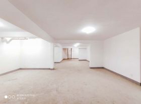 佳期漫 5室2厅1卫 269m&sup2;