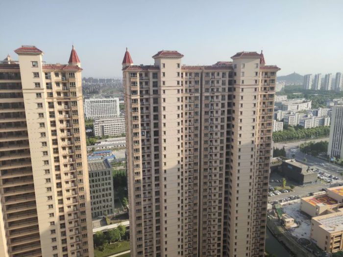 中南世纪花城三期 4室2厅2卫 144m&sup2;