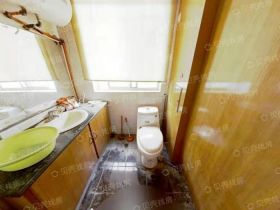虹桥北村 4室2厅2卫 176m&sup2;
