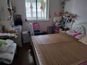 金辉花园 3室2厅1卫 139m&sup2;