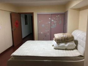 奥特莱斯 2室2厅1卫 106m&sup2;