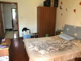 青年路新村 1室1厅1卫 42m&sup2;