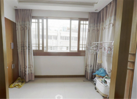 小石桥花苑 3室2厅1卫 121m&sup2;