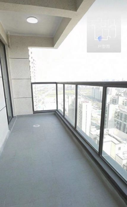 雍华府 3室2厅2卫 114m&sup2;