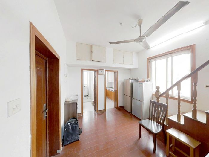 虹桥西村 2室1厅1卫 62m&sup2;