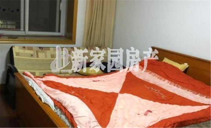 秦灶新村 2室1厅1卫 82m&sup2;