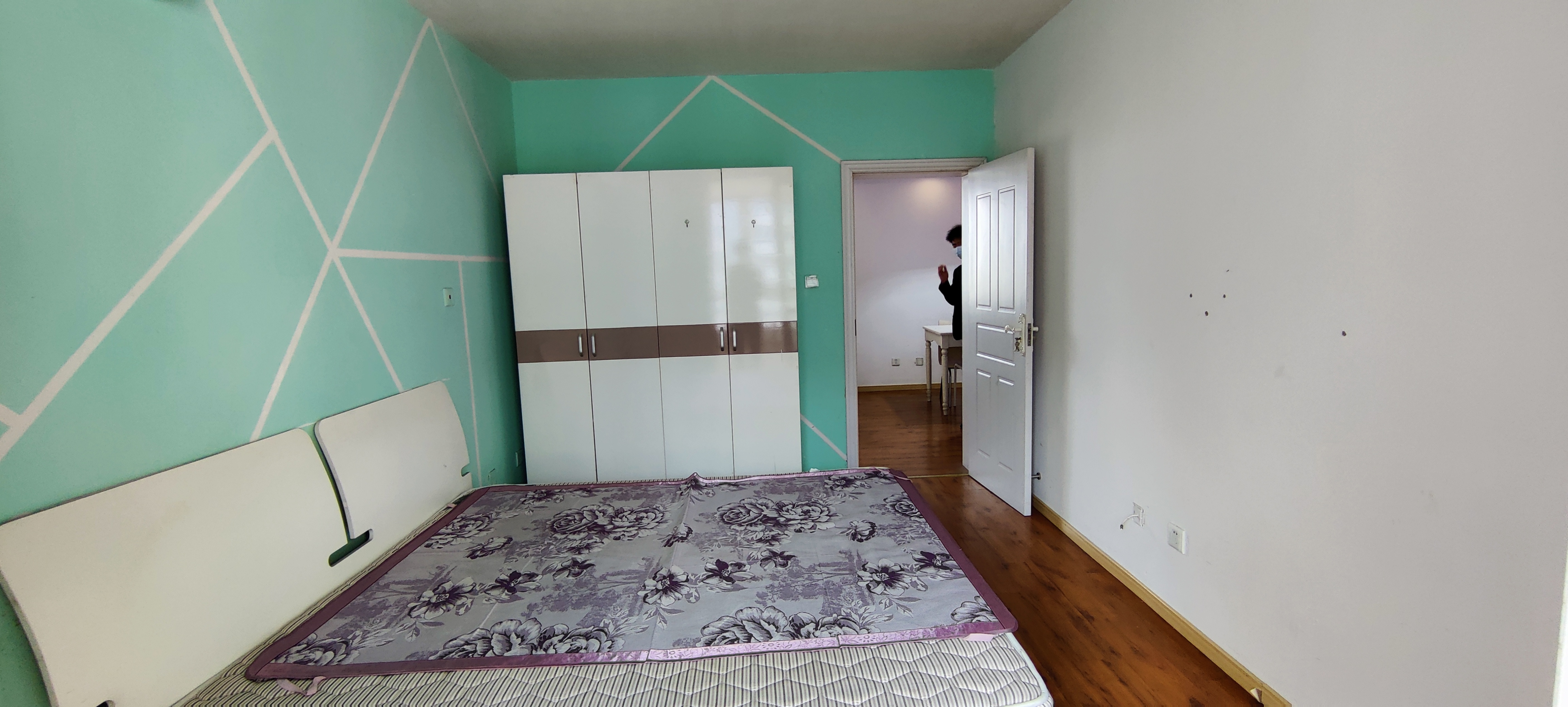 惠泽苑 2室1厅1卫 84m²