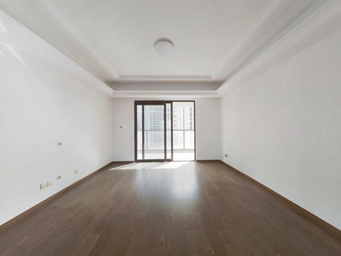 雍华府 4室2厅2卫 136.67m&sup2;