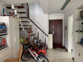 优山美地花园 3室2厅2卫 157m&sup2;
