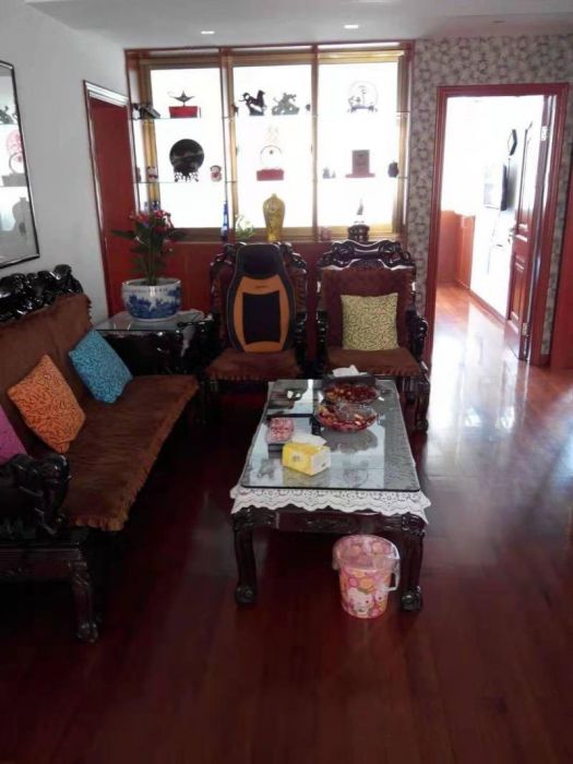 北濠桥东村 4室2厅1卫 128m&sup2;