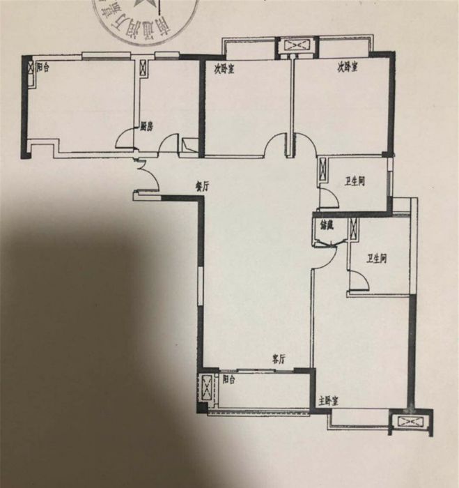 润华国际中心 3室2厅2卫 147.8m&sup2;