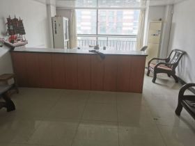 华都商业广场 2室1厅1卫 70m&sup2;