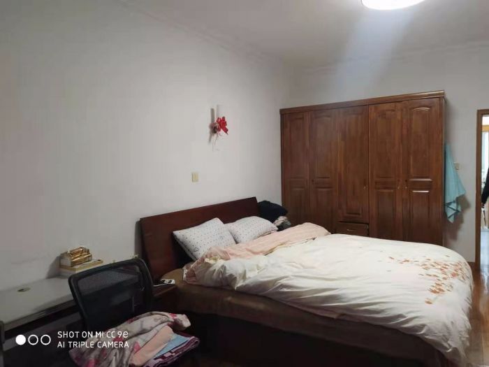 易家桥新村 2室1厅1卫 61m&sup2;