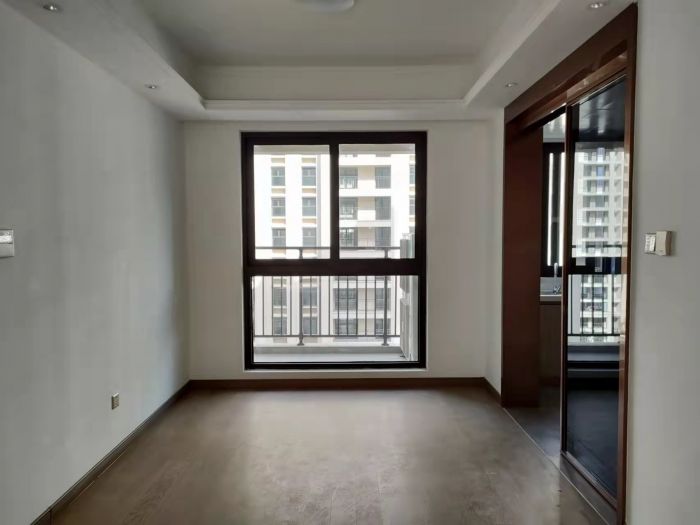 中海上东区 4室2厅2卫 143m&sup2;