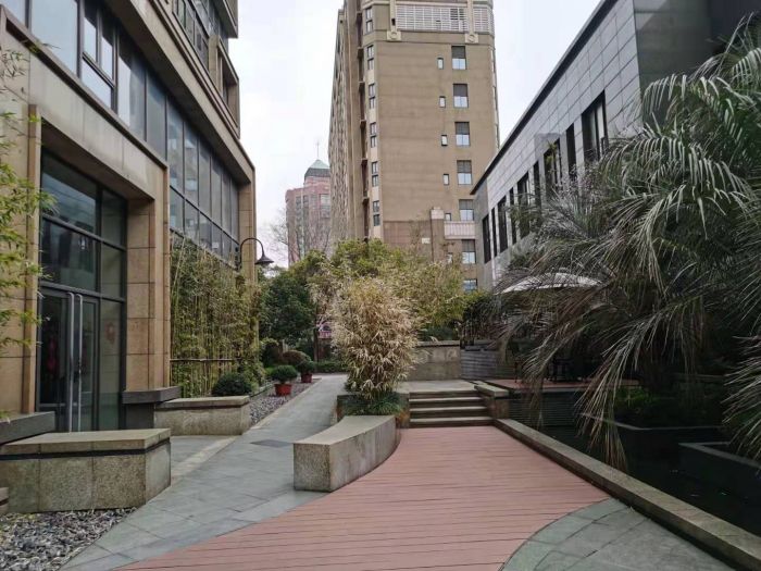 藏珑 4室2厅3卫 251m&sup2;
