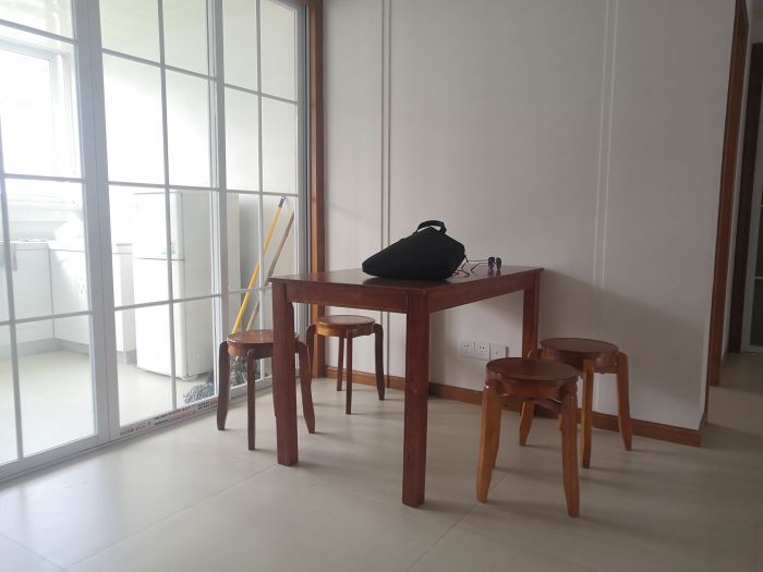 春晖花园 3室2厅1卫 135m&sup2;