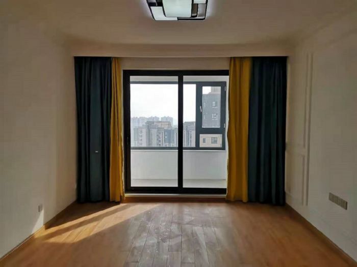 保利香槟国际 3室3厅2卫 117m&sup2;