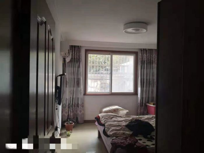 新桥新村 2室1厅1卫 70.52m&sup2;