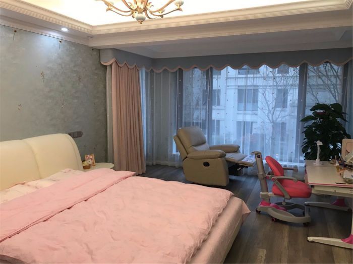 城山隐花苑 6室2厅3卫 270m&sup2;