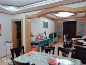 新龙花苑 6室3厅3卫 223.24m&sup2;