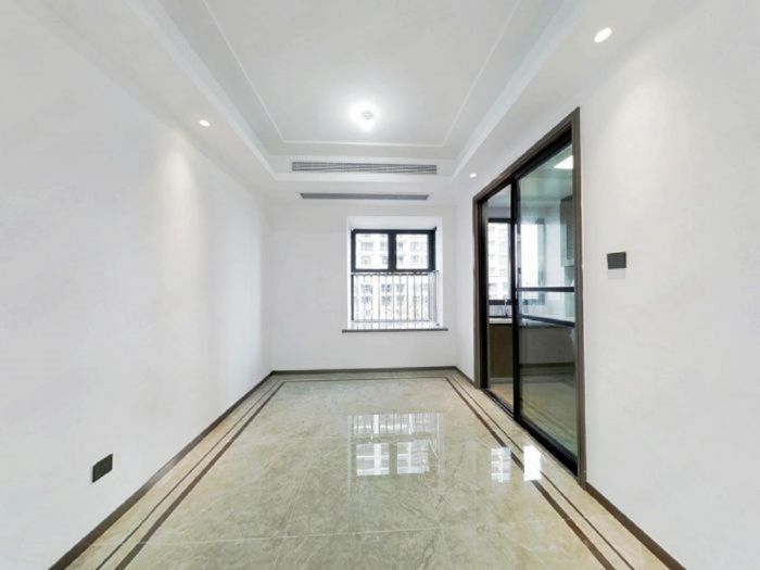 都会沁园 4室2厅2卫 148m&sup2;