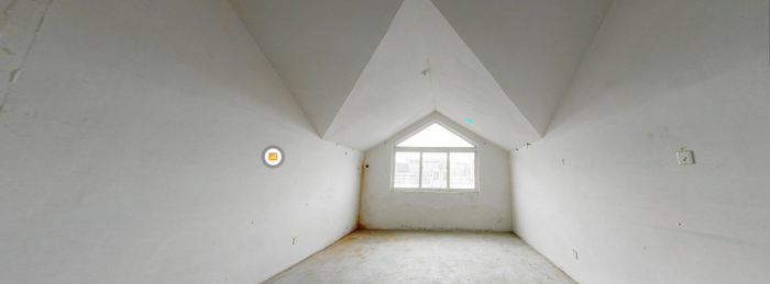 春晖花园 2室2厅1卫 105m&sup2;
