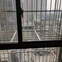 金贸公寓 4室2厅2卫 136.00m&sup2;