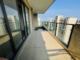 碧桂园(南通经济技术开发区) 6室2厅3卫 257m&sup2;