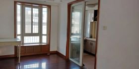 东方花苑 3室2厅2卫 138.94m&sup2;