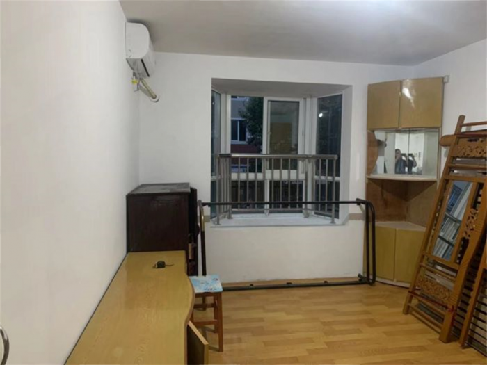 景河苑 3室1厅1卫 115.00m&sup2;