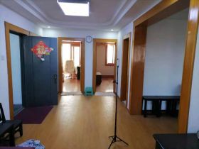 百花军宅苑 2室2厅1卫 95m&sup2;