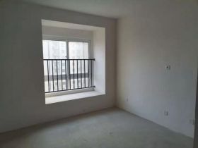 中海碧林湾 3室1厅1卫 115m&sup2;