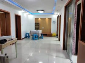 紫东花苑 3室1厅1卫 100m&sup2;