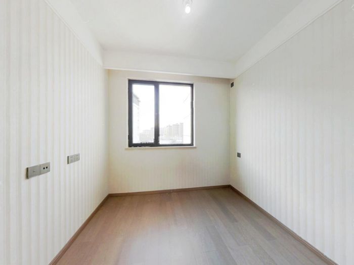 龙湖天宸源著 3室2厅1卫 98m&sup2;