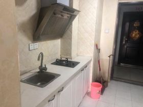 碧桂园云峯中心 1室1厅1卫 55m&sup2;