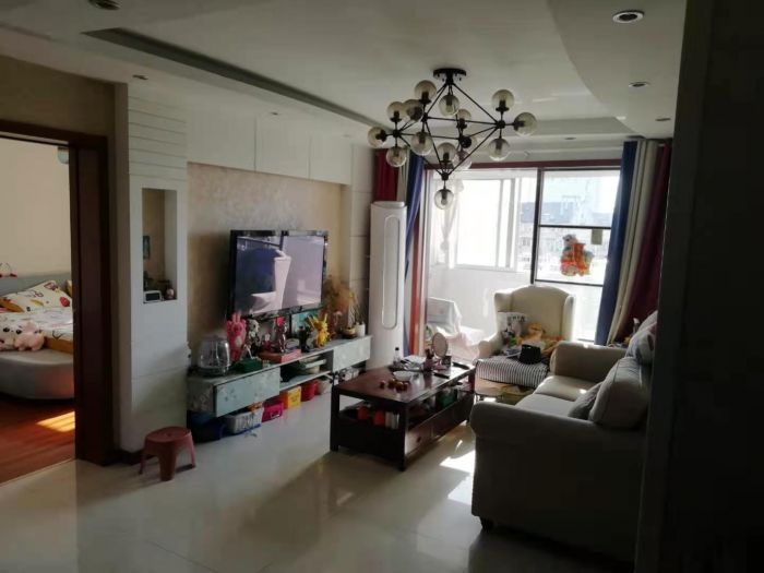 外滩北苑 5室3厅1卫 107m&sup2;