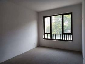 城山隐花苑 6室4厅4卫 290m&sup2;