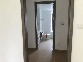 碧桂园时代悦城 3室2厅2卫 169m&sup2;