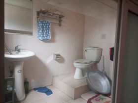 金鑫苑 5室2厅1卫 183m&sup2;