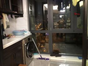 雍华府 3室2厅2卫 114m&sup2;
