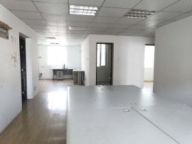 春晖花园 2室2厅1卫 103m&sup2;