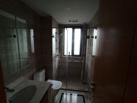 富力半岛花园 4室2厅2卫 142m&sup2;