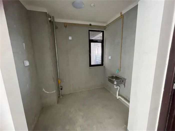 绿地新里城 3室2厅1卫 90.88m&sup2;