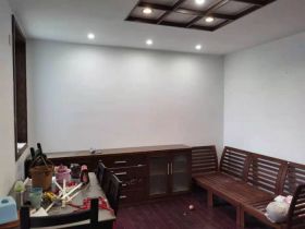 新建路新村 4室2厅2卫 75m&sup2;