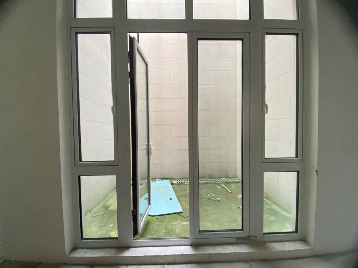 顺发御园 4室2厅4卫 249m&sup2;