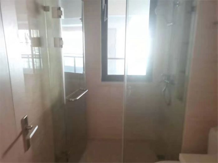 云樾东方 3室2厅1卫 95m&sup2;