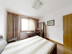 外滩小区 3室2厅1卫 125m&sup2;